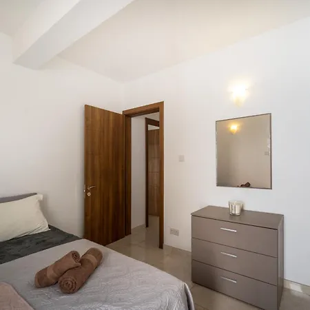 Seaview Rooftop, 3 Bed, 2 Bath Сasa de vacaciones