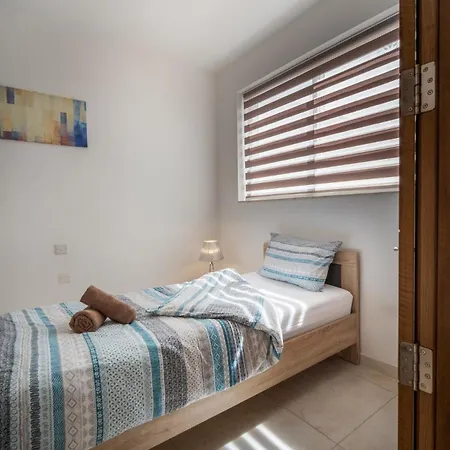 Seaview Rooftop, 3 Bed, 2 Bath Сasa de vacaciones